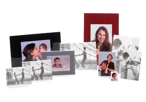 Ramka plastikowa 551PLXH<br>
Rozmiar ramki: <br>