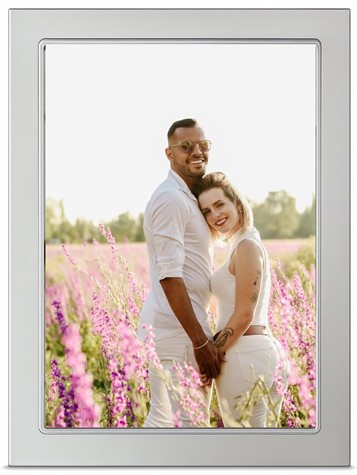 Ramka metalowa B105C<br>
Rozmiar ramki: 13x18<br>