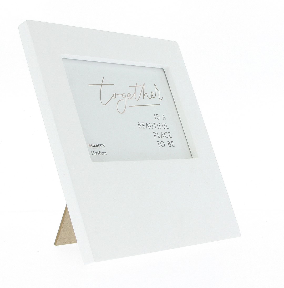 Ramka drewniana 15x10 B46WHITE Rozmiar ramki: 15x10 Materiał ramki: drewniana