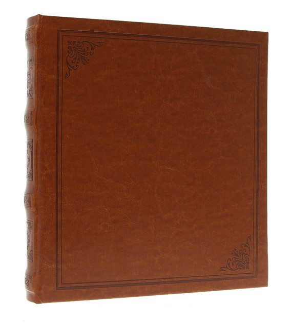 Album tradycyjny szyty DBCL30JOURNAL-1B
<br/>Rozmiar stron: 29x32
<br/>Ilość stron: 
<br/>Kolor stron: 
