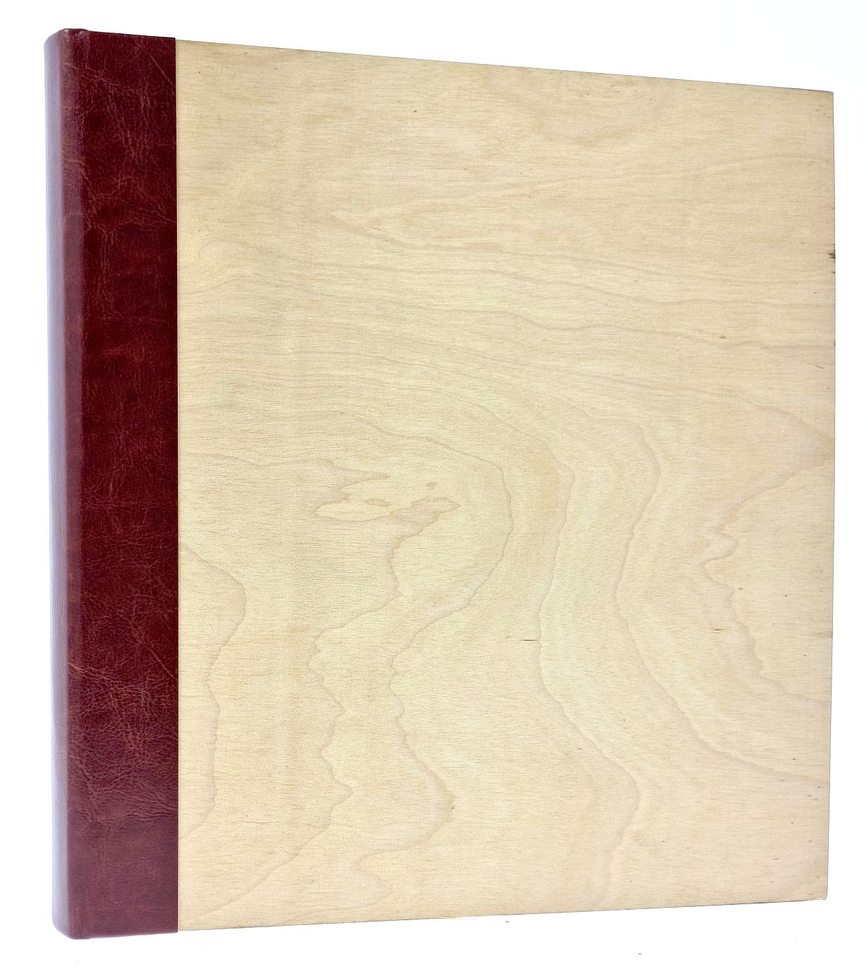 Album tradycyjny szyty DBCL30WOODBROWN
<br/>Rozmiar stron: 29x32
<br/>Ilość stron: 
<br/>Kolor stron: 