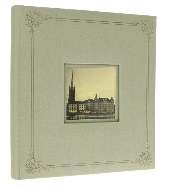 Album tradycyjny szyty DBCL50VENUSB-1
<br/>Rozmiar stron: 29x32
<br/>Ilość stron: 100
<br/>Kolor stron: czarny