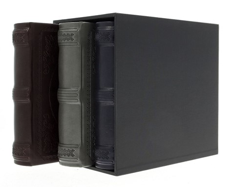 Album kieszeniowy szyty DECORset4<br>
Rozmiar zdjęć: <br>
Ilość zdjęć: <br>
Ilość zdjęć na stronie: 2<br>