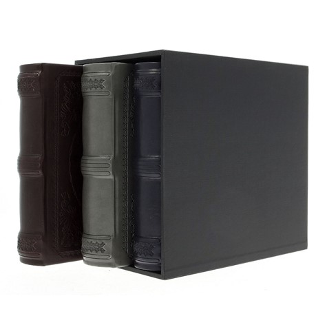 Album kieszeniowy szyty DECORset4<br>
Rozmiar zdjęć: 10x15<br>
Ilość zdjęć: 600<br>
Ilość zdjęć na stronie: 2<br>