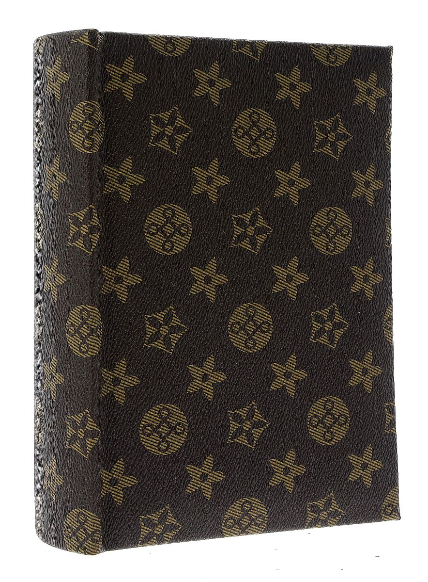 Album kieszeniowy szyty KD46100ART01
<br/>Rozmiar zdjęć: 10x15
<br/>Ilość zdjęć: 100
<br/>Ilość zdjęć na stronie: 1