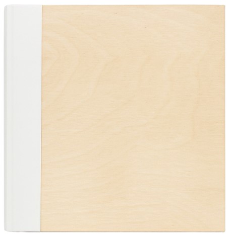 Album kieszeniowy szyty KD46500WOODWHITE<br>
Rozmiar zdjęć: 10x15<br>
Ilość zdjęć: 500<br>
Ilość zdjęć na stronie: 5<br>