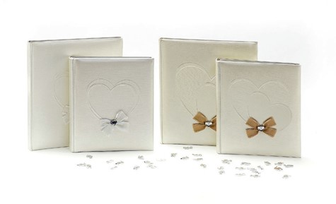 Album kieszeniowy  KPH-2048<br>
Rozmiar zdjęć: <br>
Ilość zdjęć: <br>
Ilość zdjęć na stronie: <br>