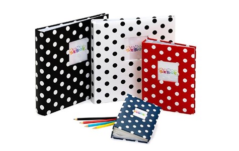 Album kieszeniowy  KPH-9119<br>
Rozmiar zdjęć: <br>
Ilość zdjęć: <br>
Ilość zdjęć na stronie: <br>