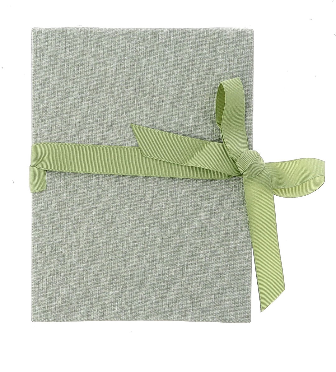 Album typu  jamnik  15x21/12 LP68 LINEN SAGE