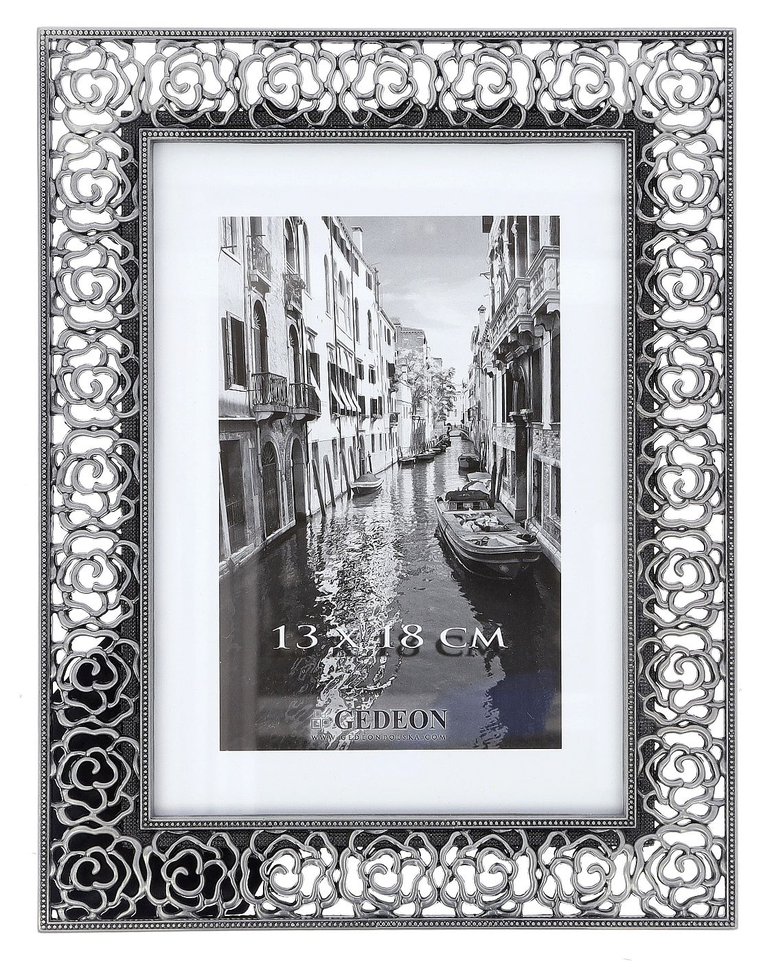 Ramka metalowa,
 13x18
<br/> RM0757S 
<br/>Rozmiar ramki: 13x18
<br/>Materiał ramki: metalowa